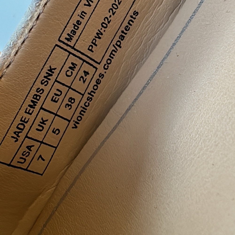 Vionic Jade Snake Embossed Slingback Flats Pointe… - image 4